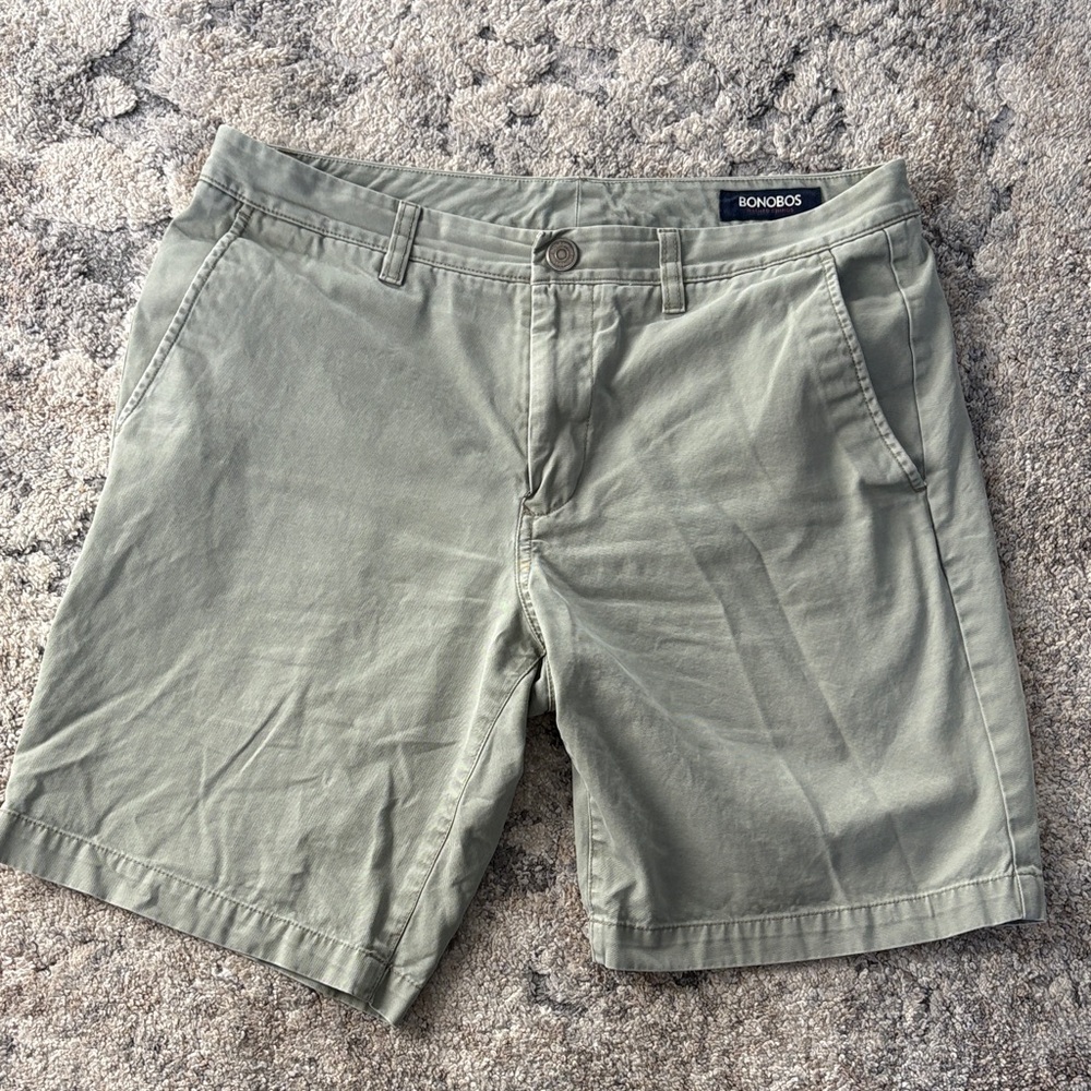 Bonobos size 32, Men's Sage Green Flat Front Shorts